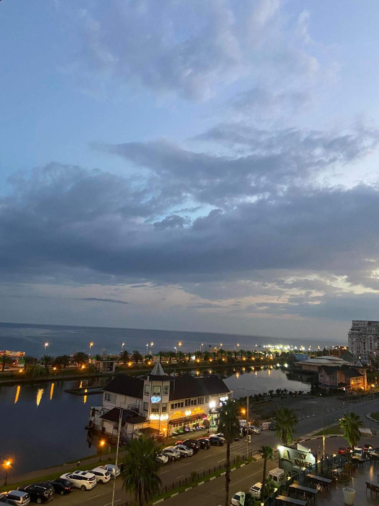 Orbi City Batum Dış mekan fotoğraf
